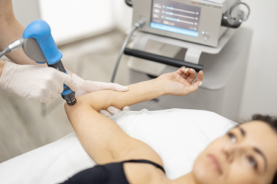 Onde d’urto focalizzate: una terapia innovativa ed efficace  per le patologie dei tendini e dei muscoli